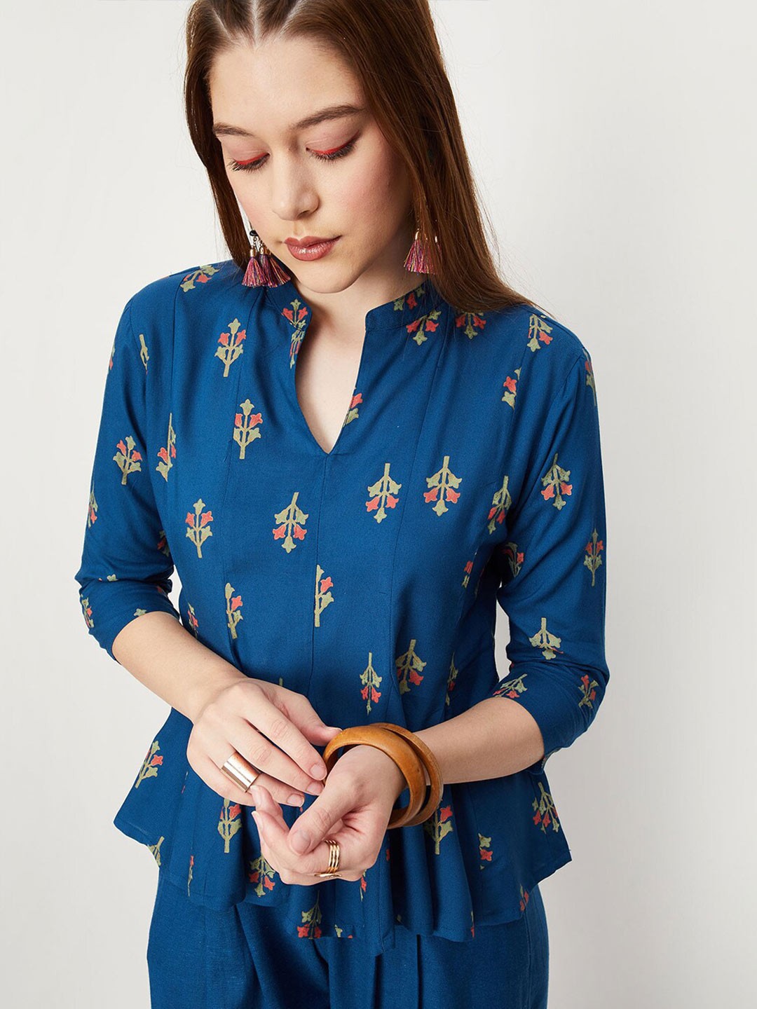 

max Floral Printed Mandarin Collar Top, Blue