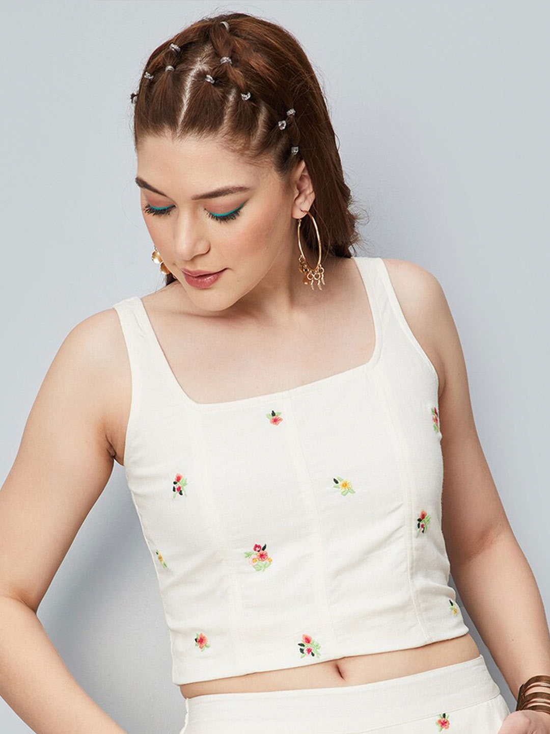 

max Floral Printed Square Neck Crop Top, Off white