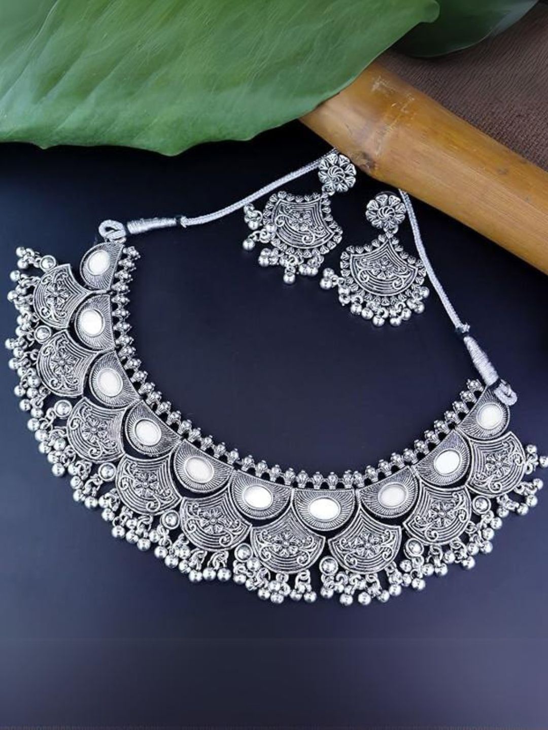 

I Jewels Silver-Plated Kundan & Beads Studded Jewellery Set