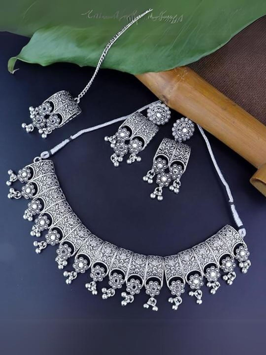 

I Jewels Silver-Plated Choker Necklace and Earrings with Maang Tika