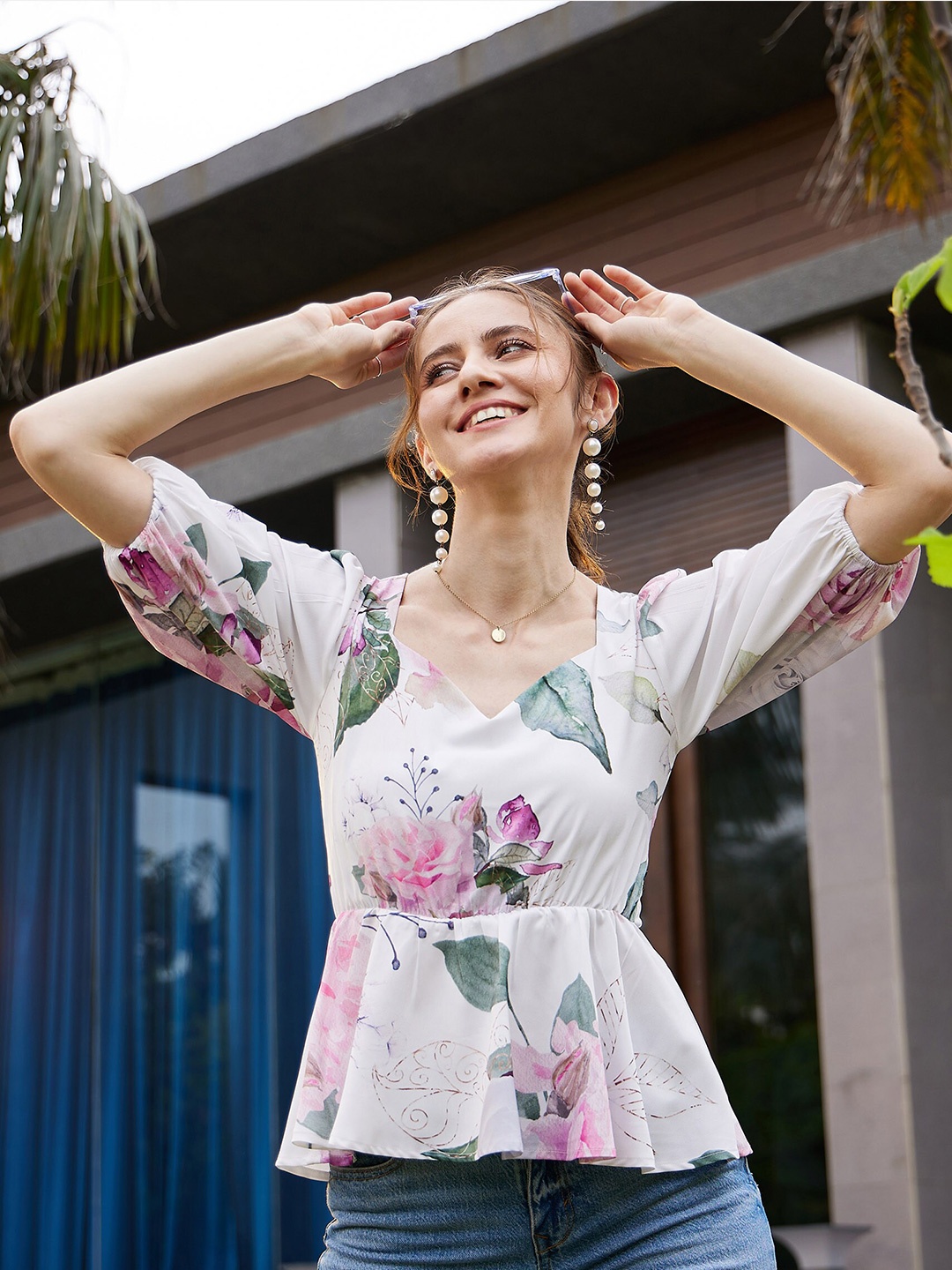 

SASSAFRAS Floral Printed Puff Sleeves Back Criss Cross Georgette Peplum Top, White