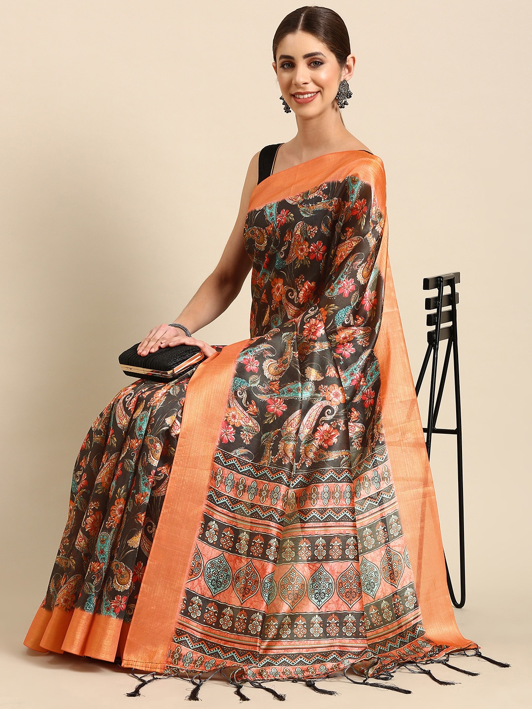 

SHANVIKA Floral Saree, Charcoal