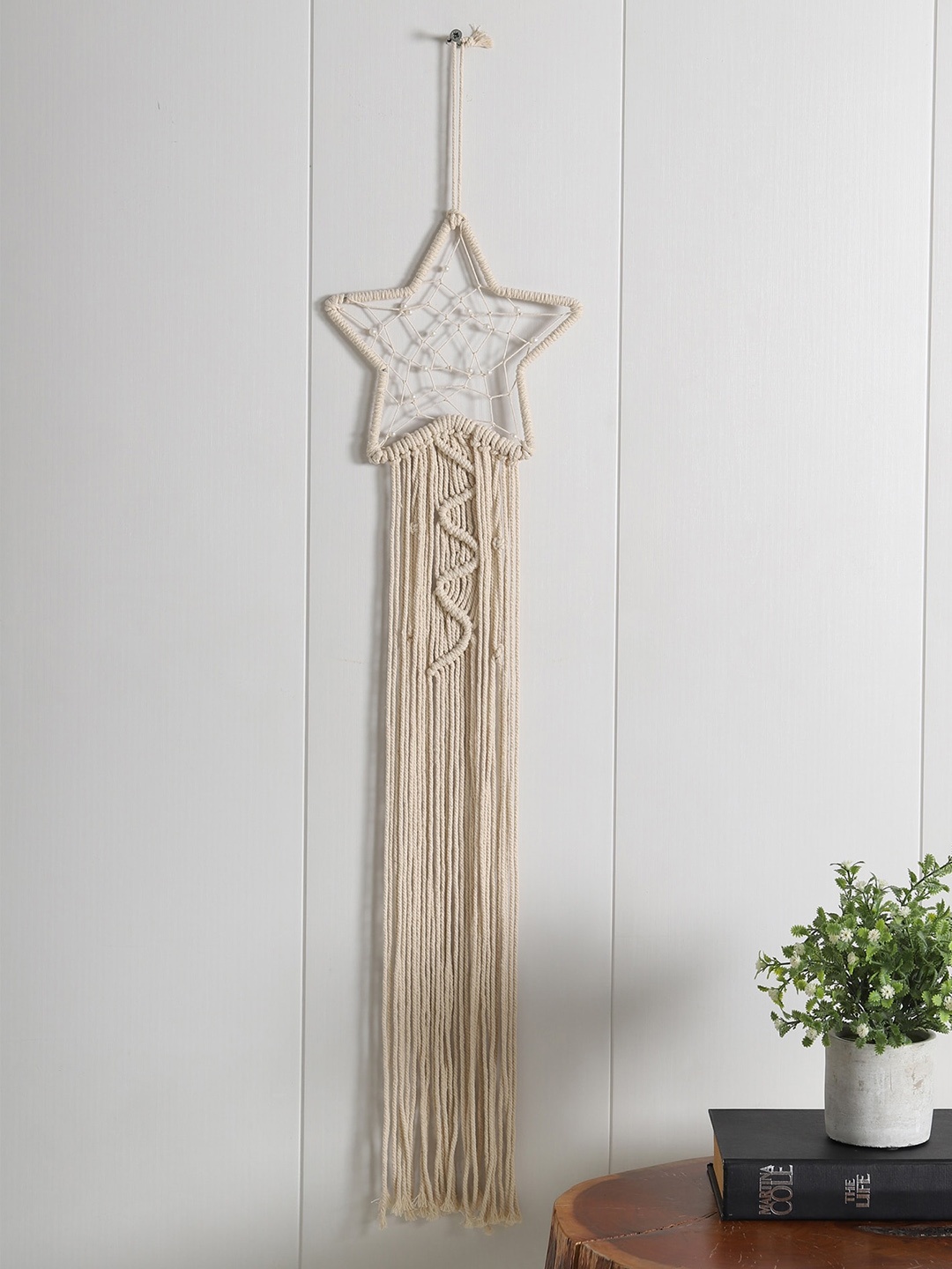 

HANDICRAFT PALACE Bohemian Hand-Made Star Macrame Hanging Tapestry Tassel Wall Decor, Beige