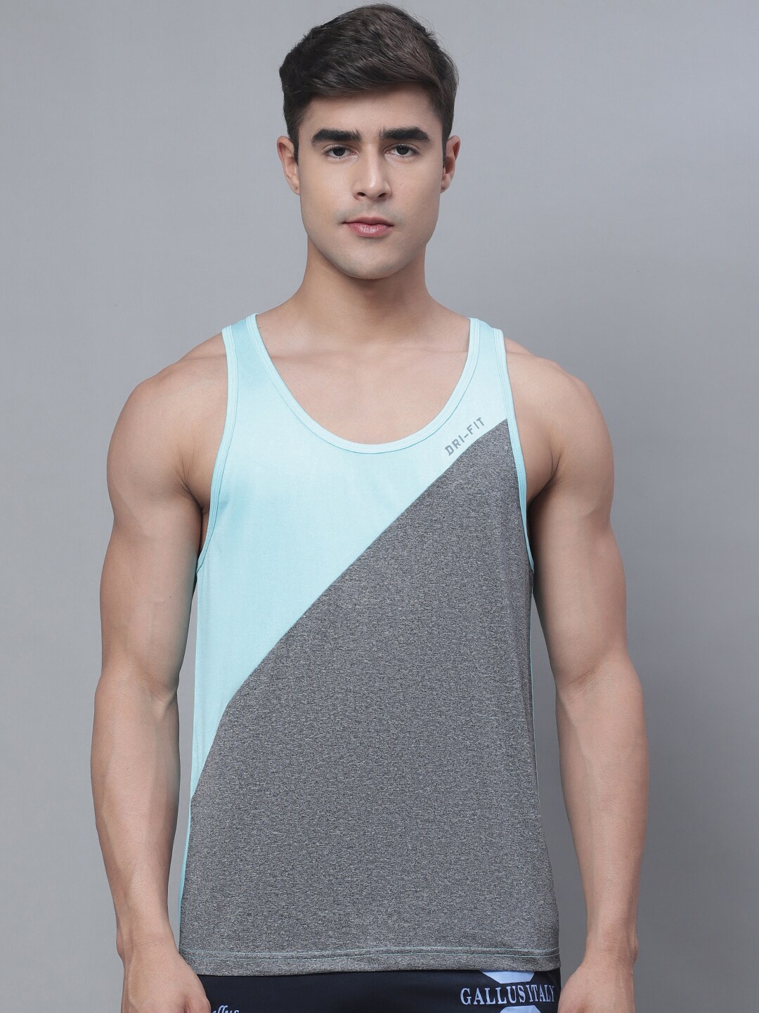 

Friskers Men Color-Blocked Anti-odor Technology Dry Fit Sports Gym Vest, Sea green