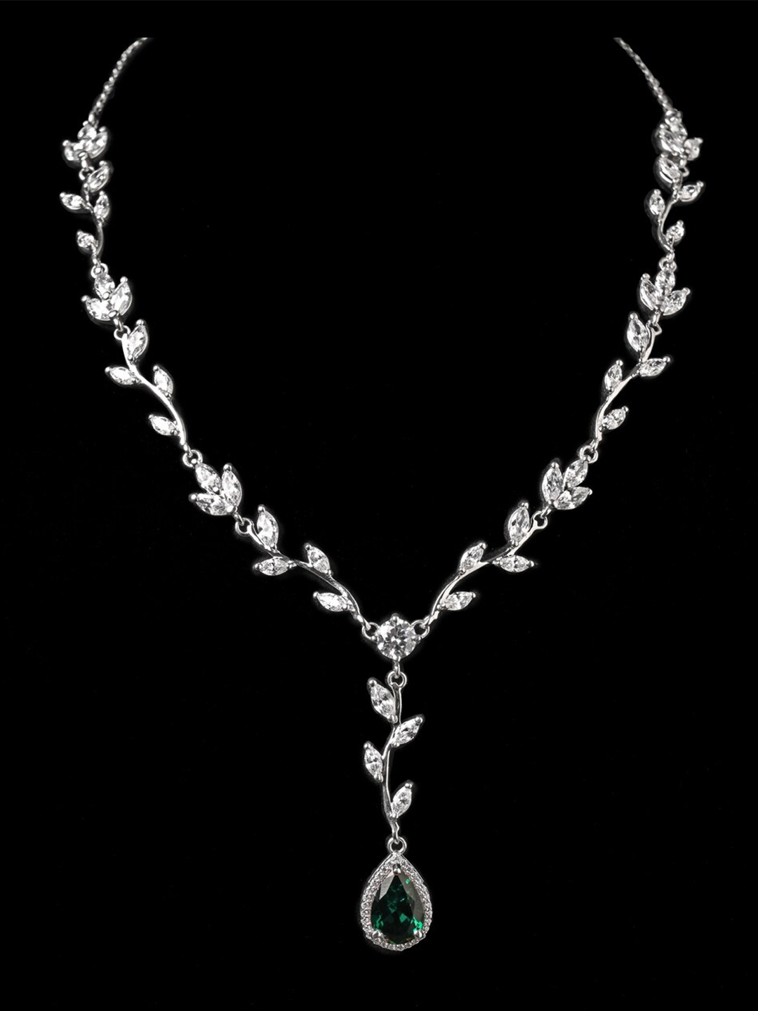 

Clara Rhodium-Plated 925 Sterling Silver Necklace