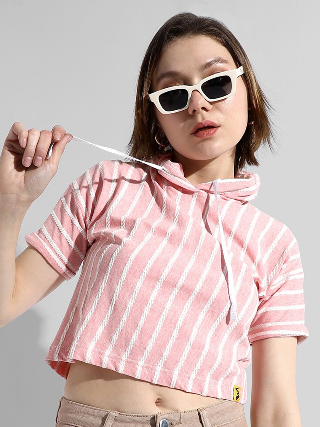 

Campus Sutra Vertical Striped Hooded Cotton Crop Top, Pink