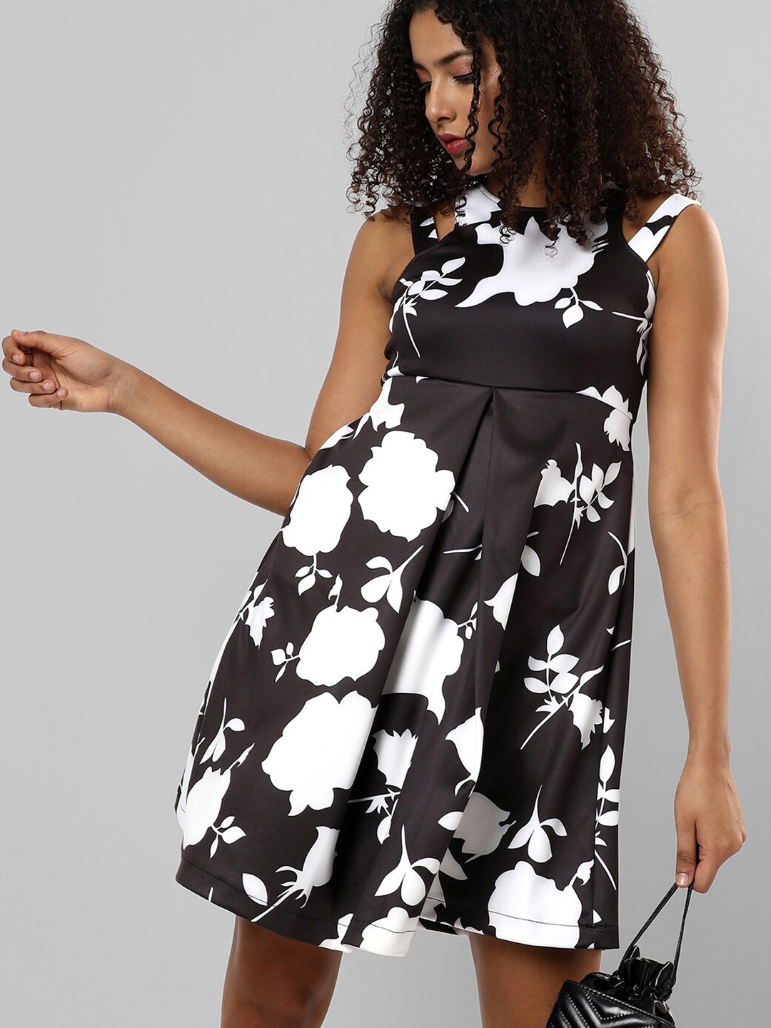 

Campus Sutra Floral Print Fit & Flare Dress, Black