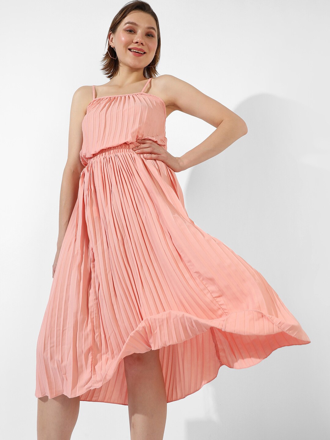 

Campus Sutra Accordion Pleated Top With Skirt Co-Ords, Pink