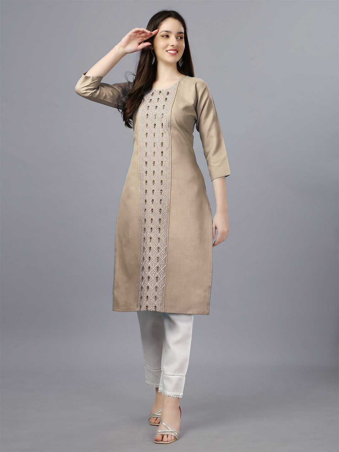 

MotiHamir Ethnic Motifs Embroidered Thread Work Pure Cotton Kurta, Camel brown