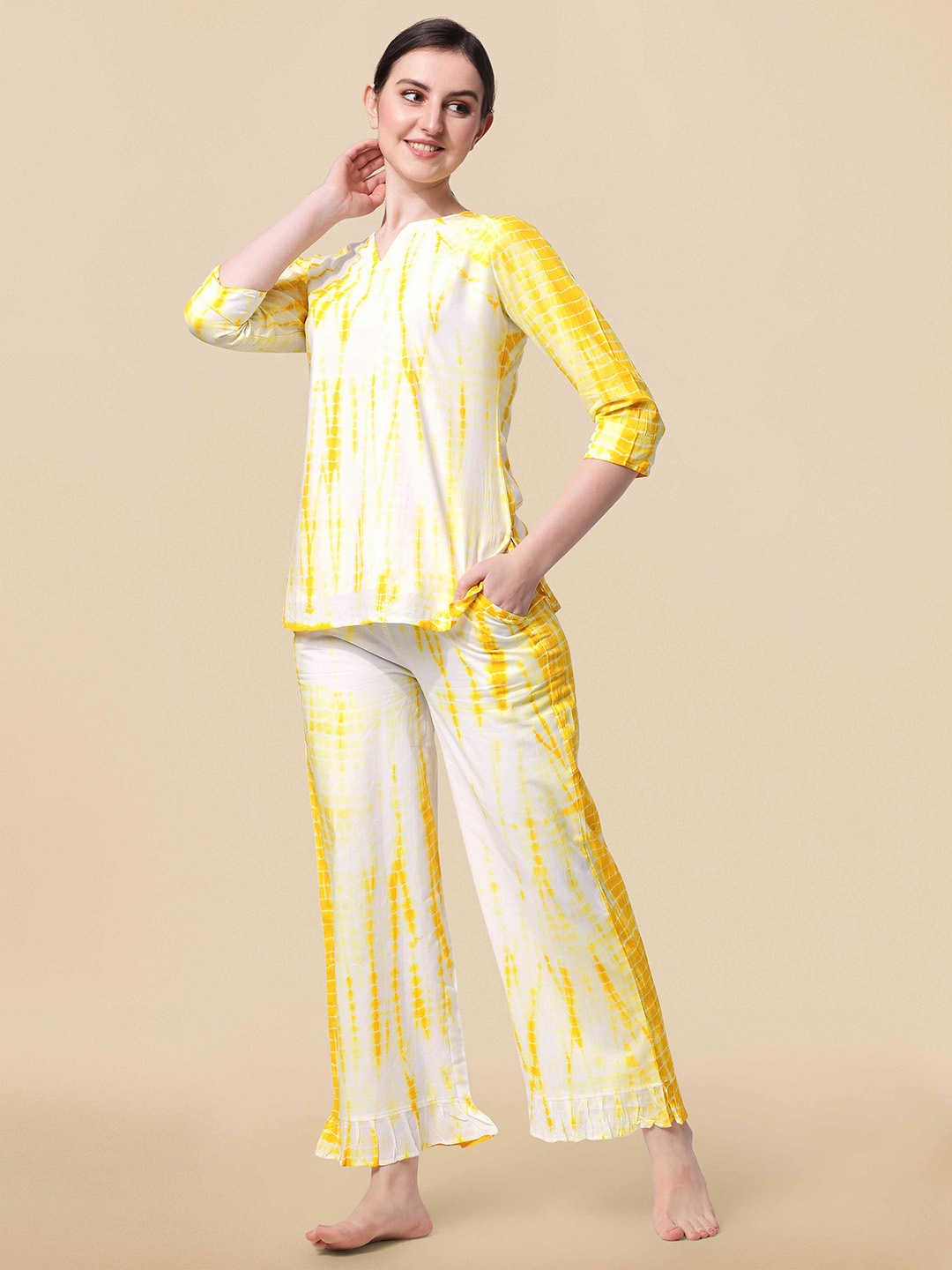 

KALINI Tie And Dye Printed Pure Cotton Night Suit, Yellow