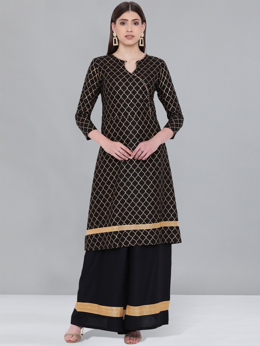 

Kvsfab Ethnic Motifs Printed Regular Gotta Patti Kurta with Palazzos, Black