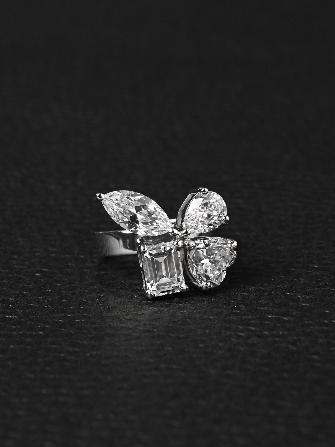 

Clara 925 Sterling Silver Rhodium-Plated Cubic Zirconia-Studded Finger Ring