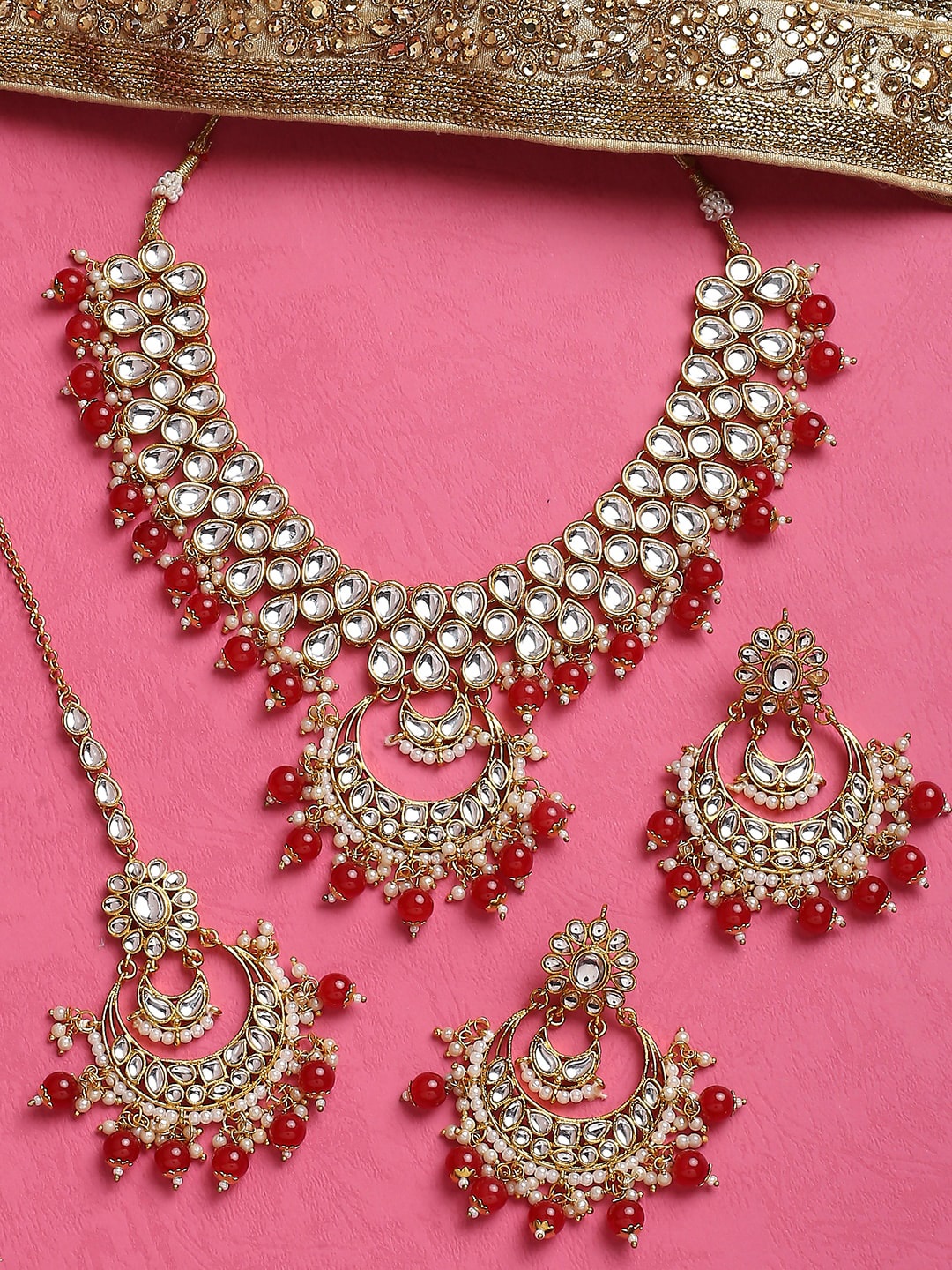 

OOMPH Kundan-Studded & Pearl Beaded Jewellery Set, Gold