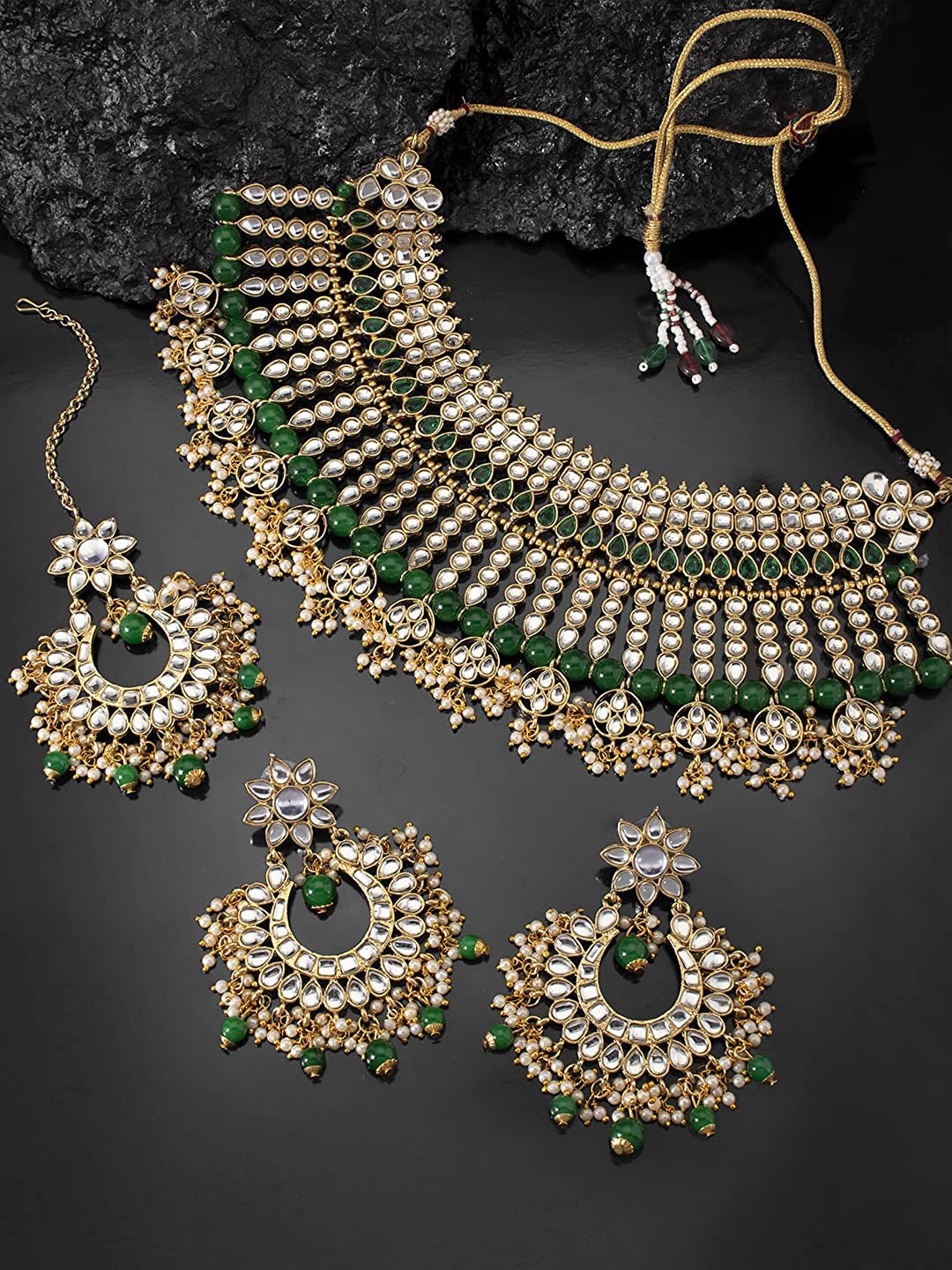 

OOMPH Kundan Studded & Pearl Beaded Jadau Jewellery Set, Gold