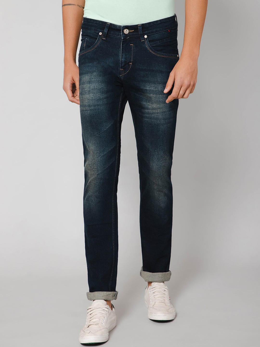 

Cantabil Men Mid-Rise Heavy Fade Cotton Jeans, Blue