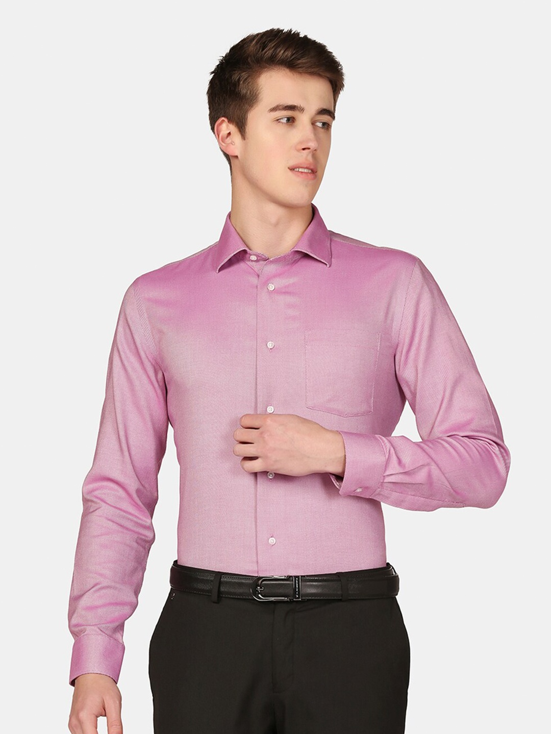 

Blackberrys Men'S Purple Textured Formal Slim Fit Wrinkle-Resistant Shirt, Pink