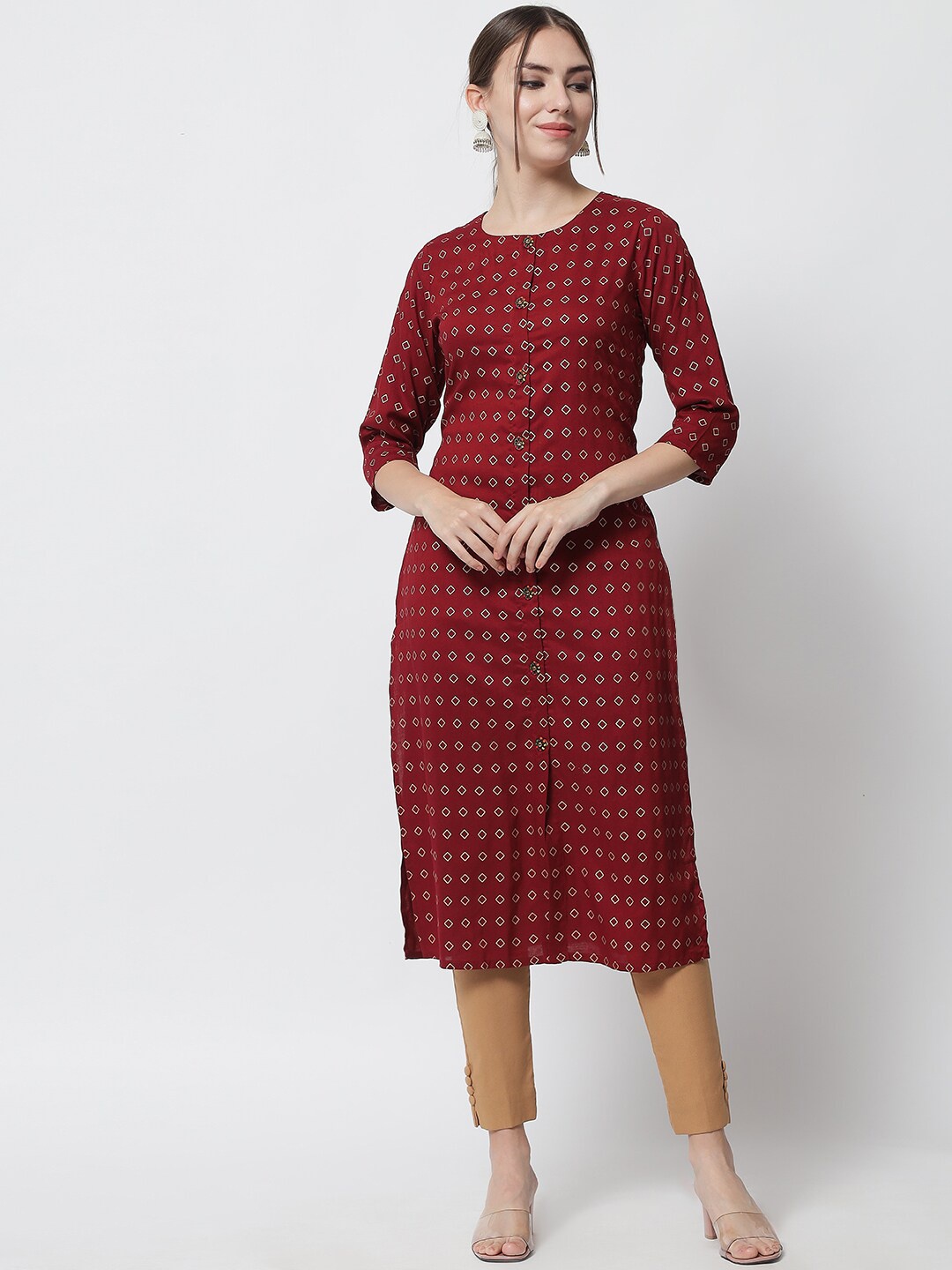 

Spera Geometric Printed Straight Kurta, Maroon