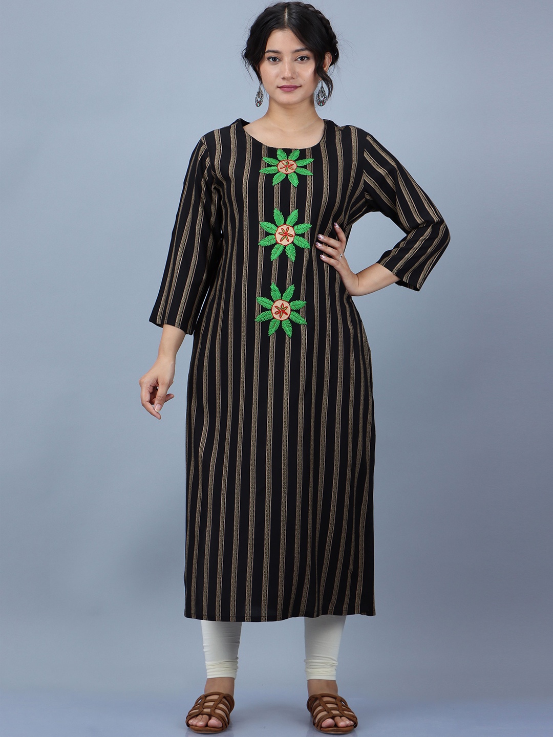 

Spera Striped Thread Work Kurta, Black