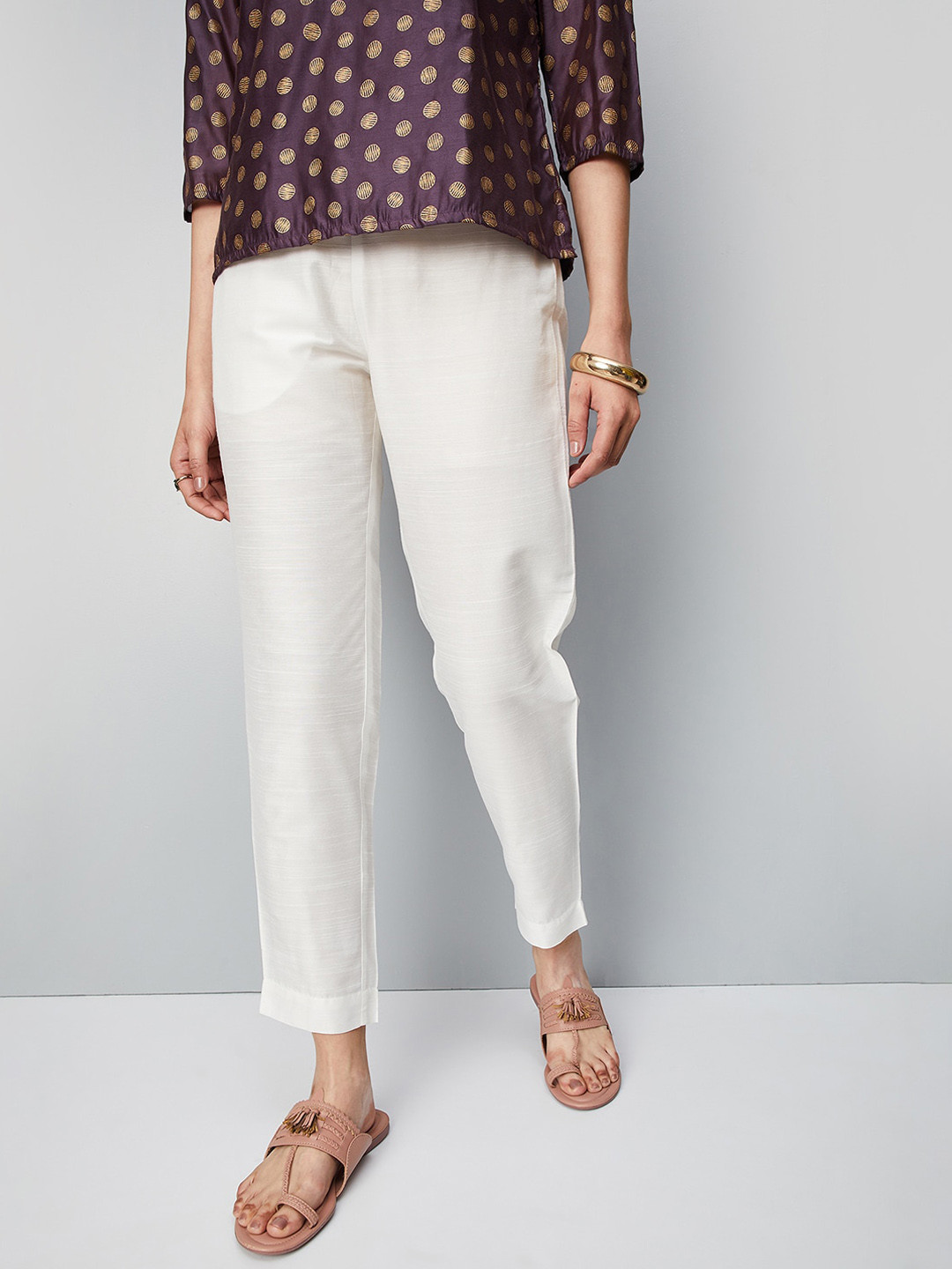 

max Women Mid-Rise Trousers, Beige