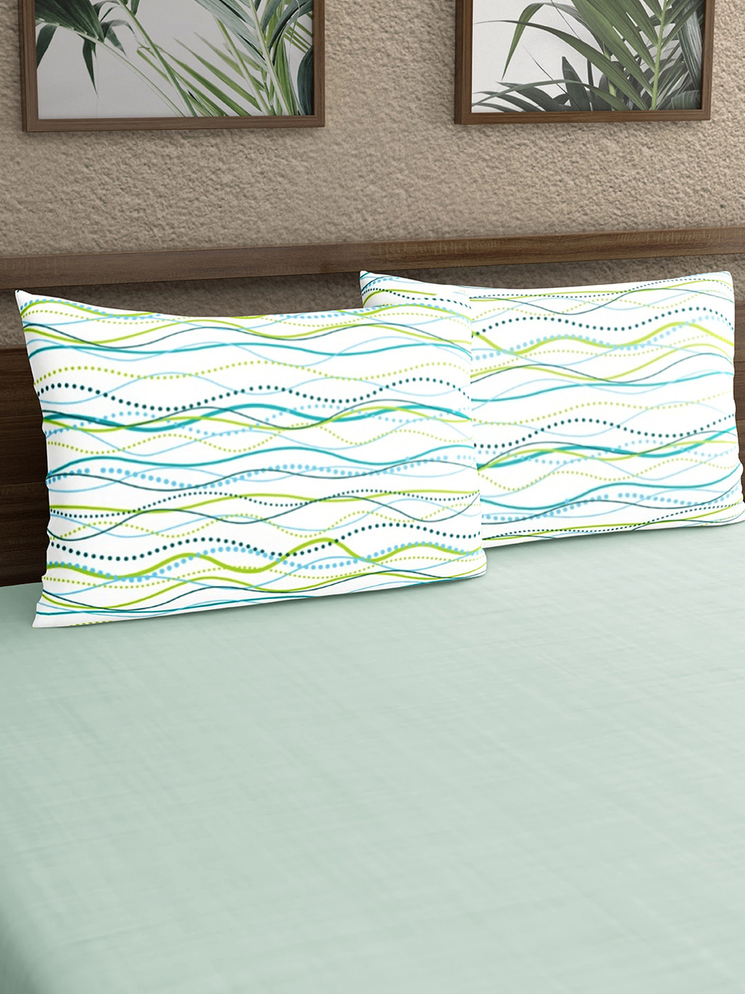 

Dreamscape White & Teal 2-Pieces Green Geometric Printed Pure Cotton 140 TC Pillow Covers