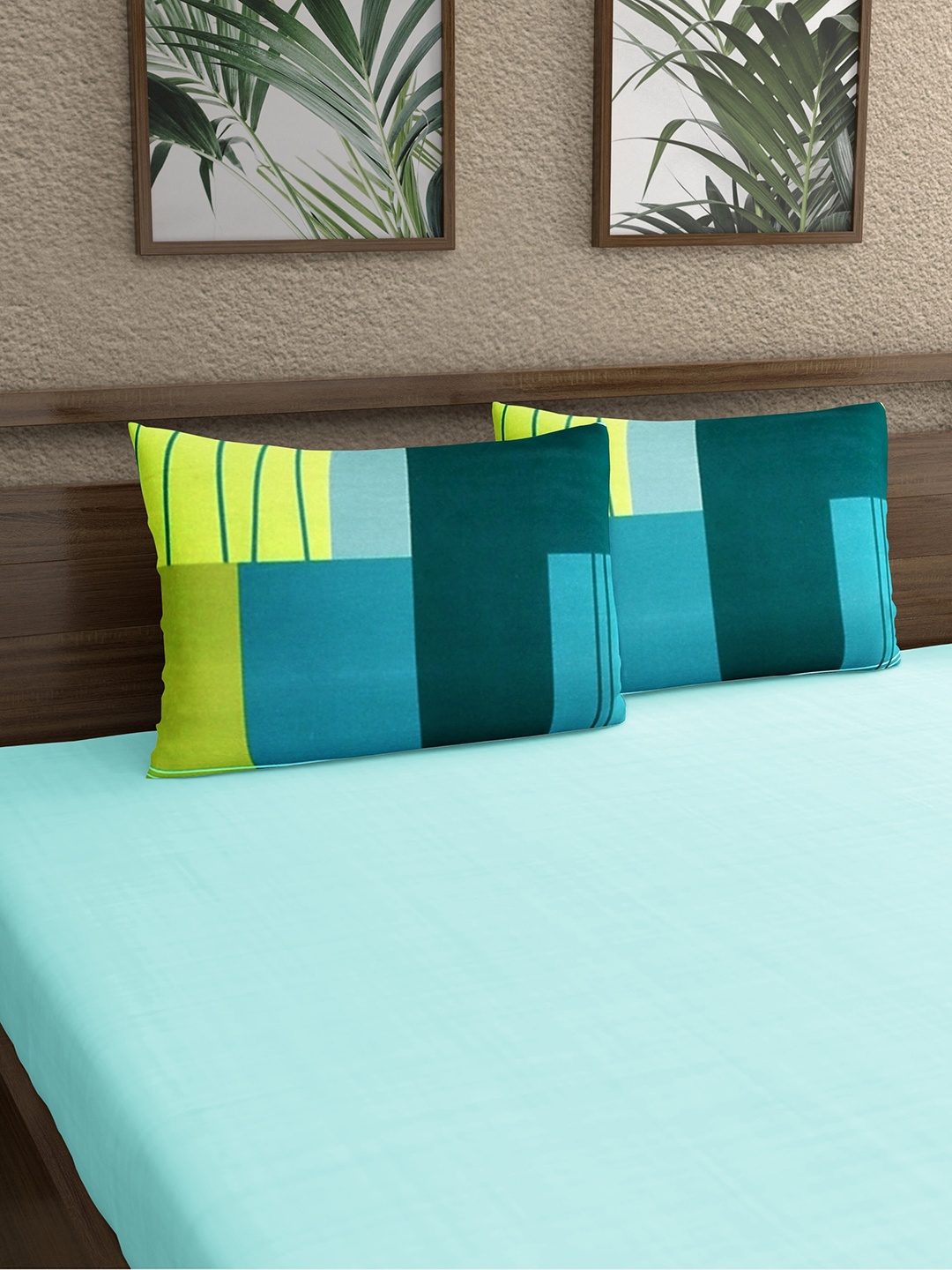 

Dreamscape Blue & Green 2-Pieces Geometric Printed 140 TC Pure Cotton Pillow Covers