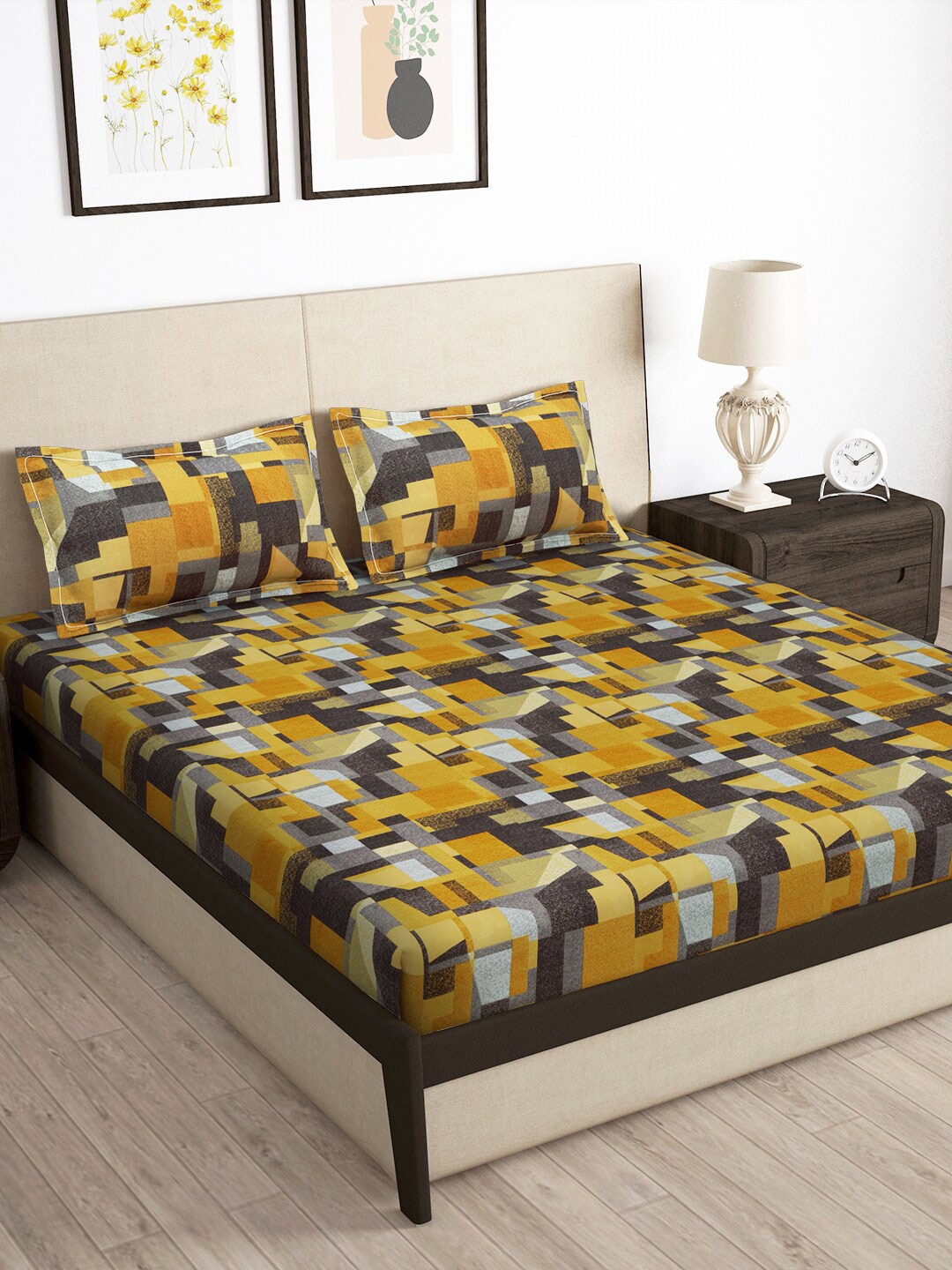 

Story@home Arena Mustard & Brown Geometric 180 TC Queen Bedsheet With 2 Pillow Covers