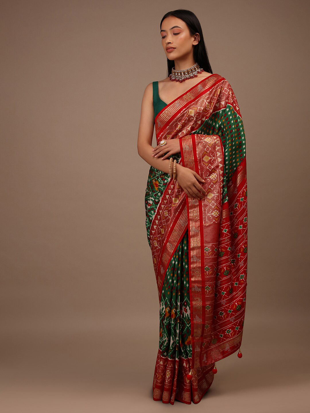 

KALKI Fashion Patola Print Silk saree, Green
