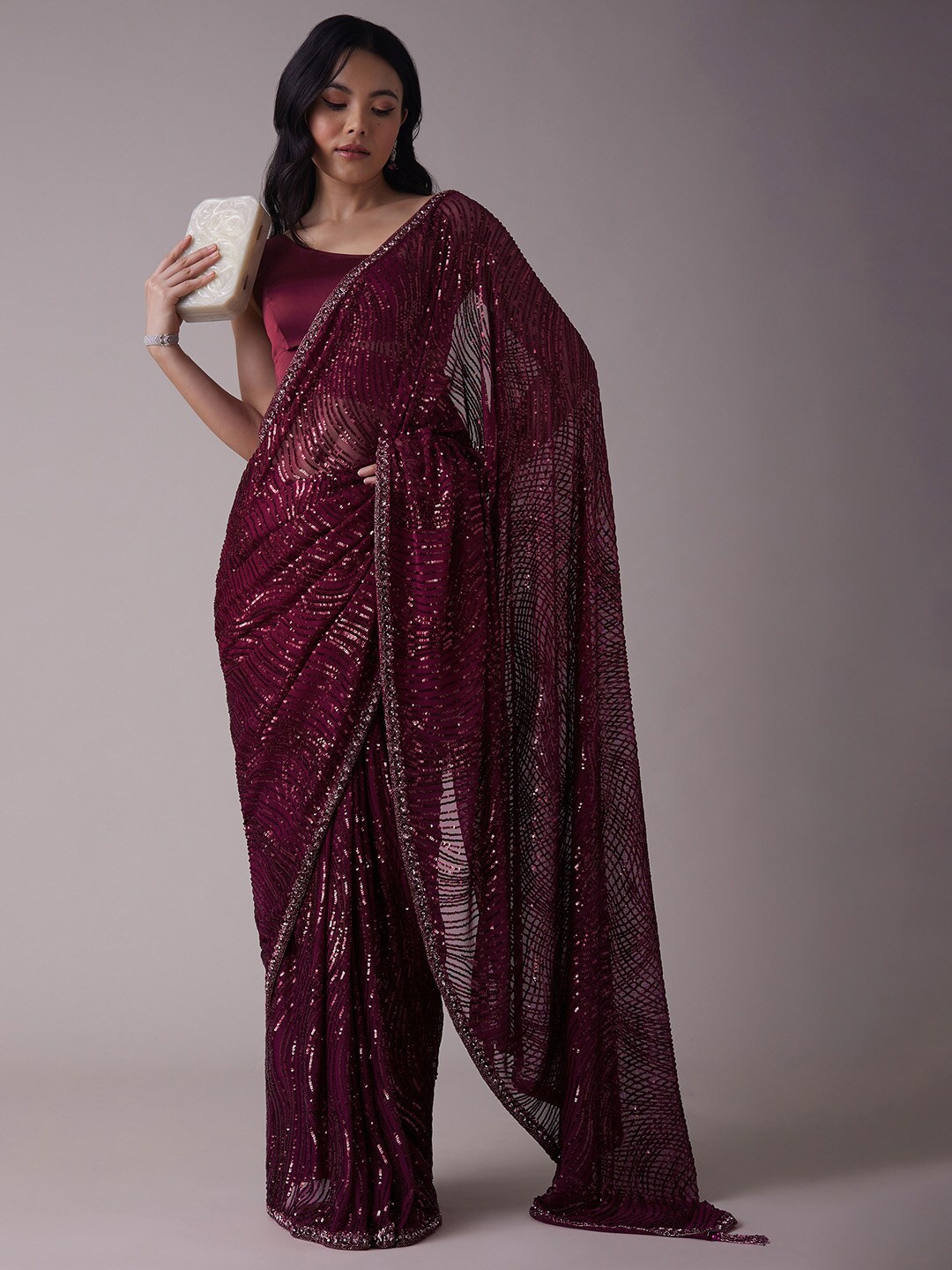 

KALKI Fashion Embellished Sequinned Saree, Red