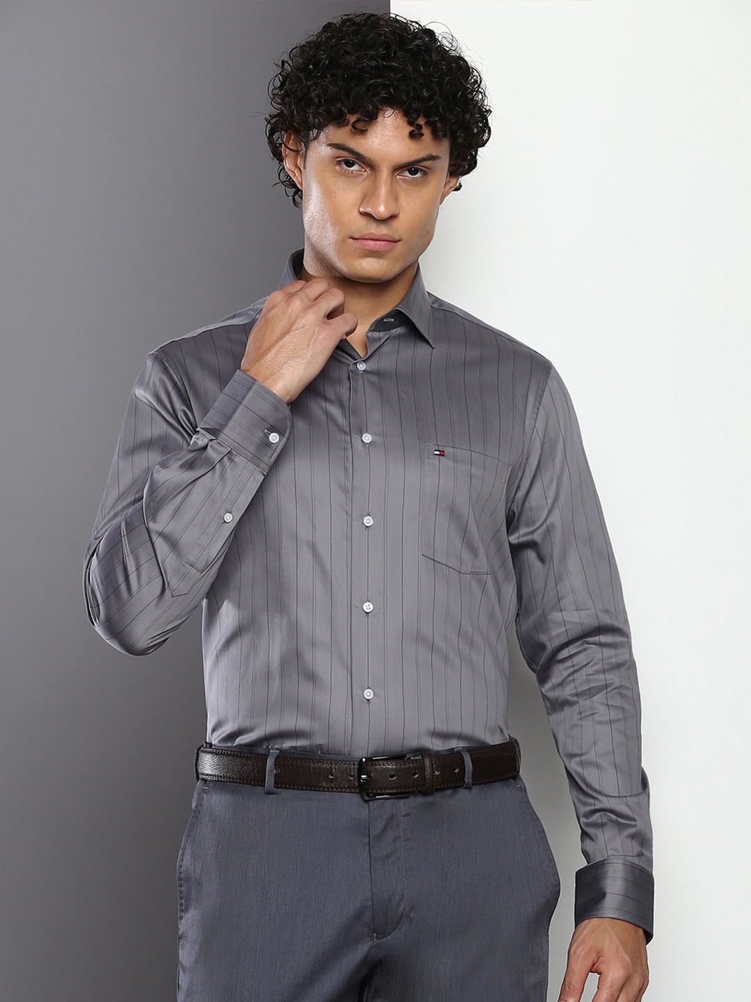 

Tommy Hilfiger Striped Long Sleeves Pure Cotton Semiformal Shirt, Grey