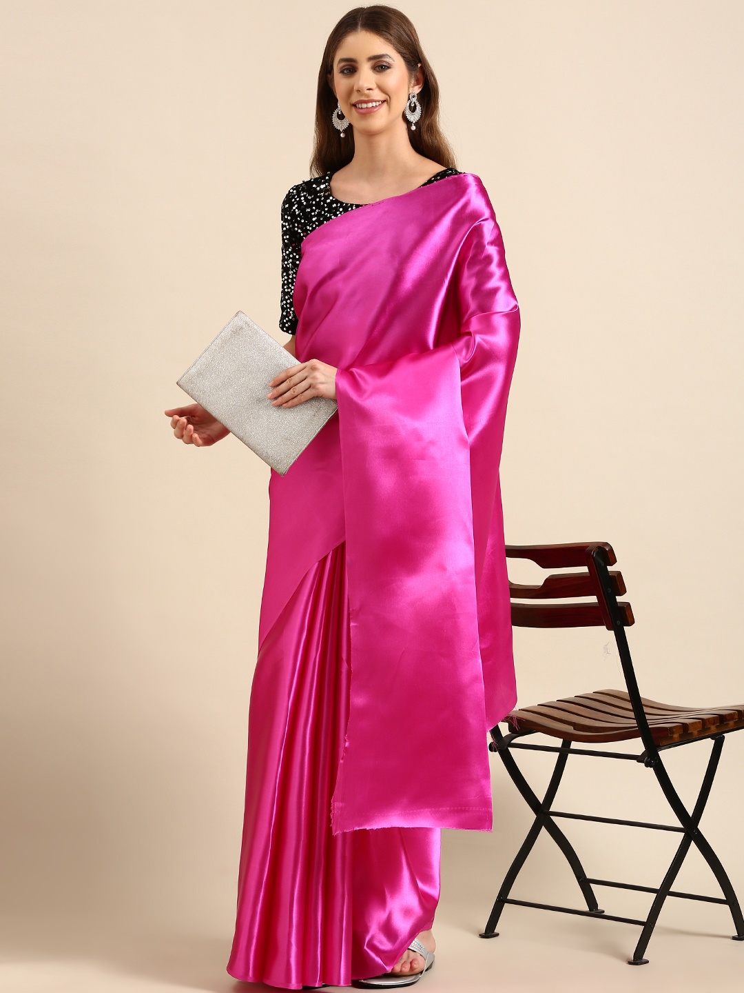 

ORUS Solid Satin Saree, Pink