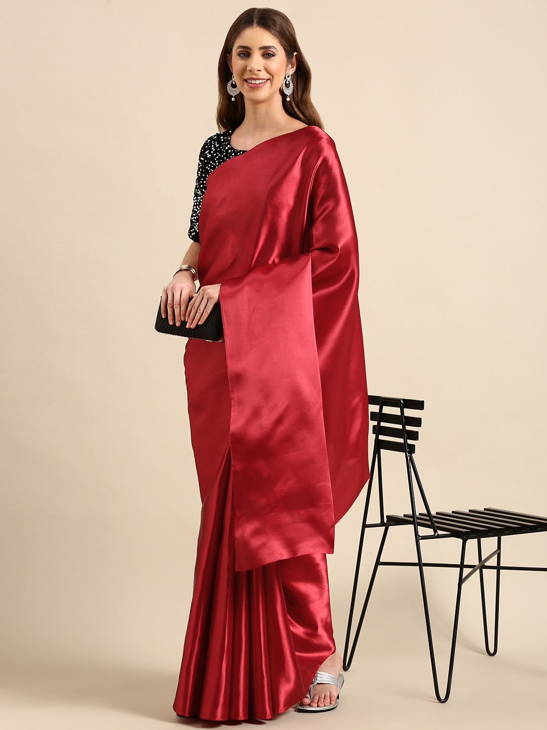 

ORUS Solid Satin Saree, Maroon