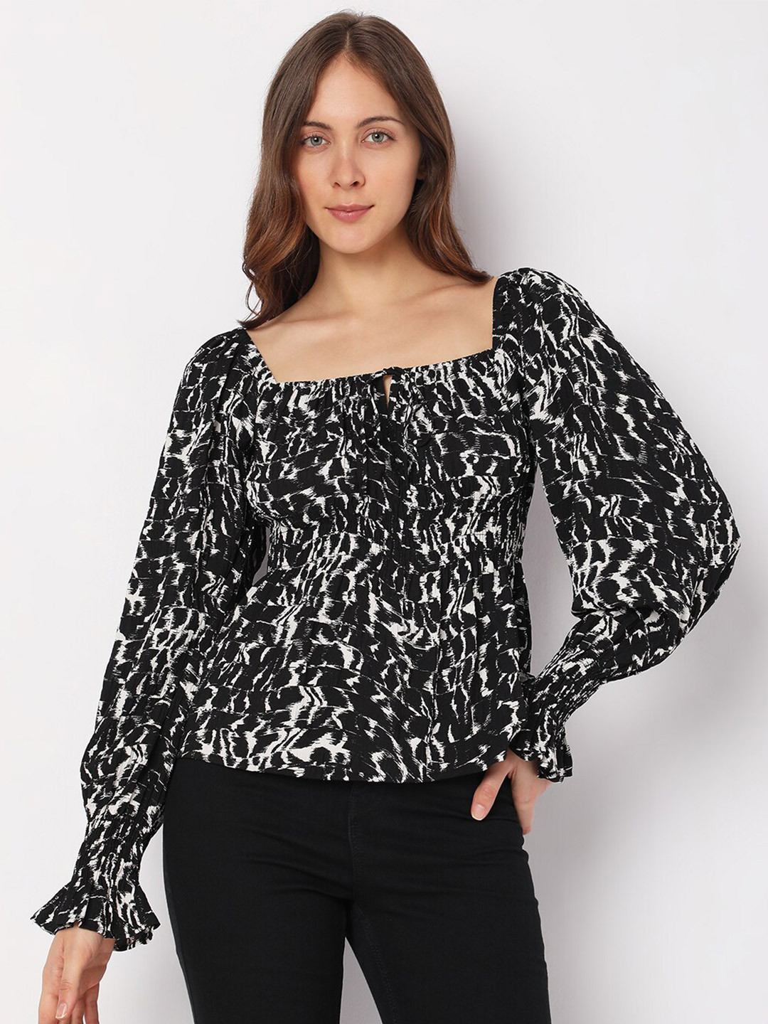 

Vero Moda Abstract Print Tie-Up Neck Bishop Sleeves Top, Black