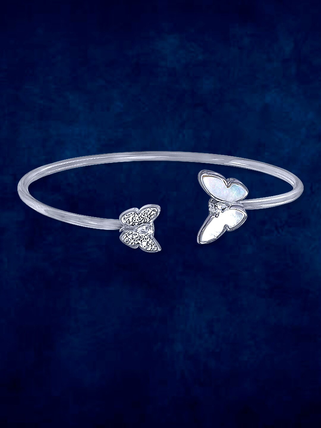 

Taraash Silver-Plated 925 Sterling Silver American Diamond-Studded Bangle
