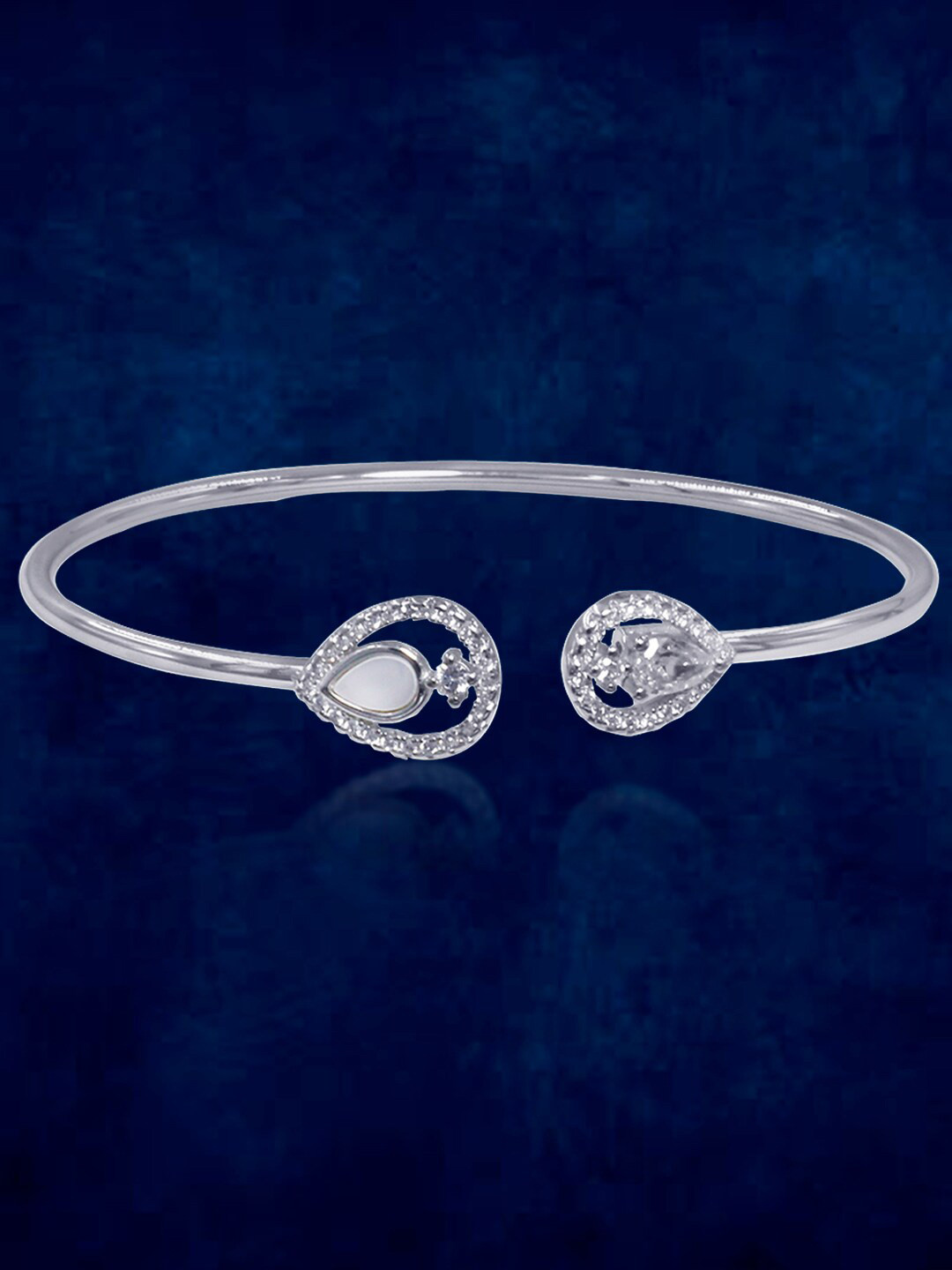 

Taraash Silver-Plated 925 Sterling Silver American Diamond-Studded Bangle