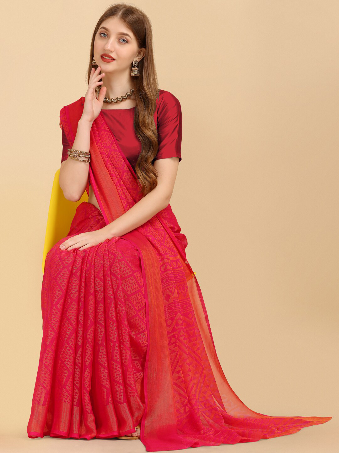 

Sangria Ethnic Motifs Printed Saree With Blouse Piece, Pink
