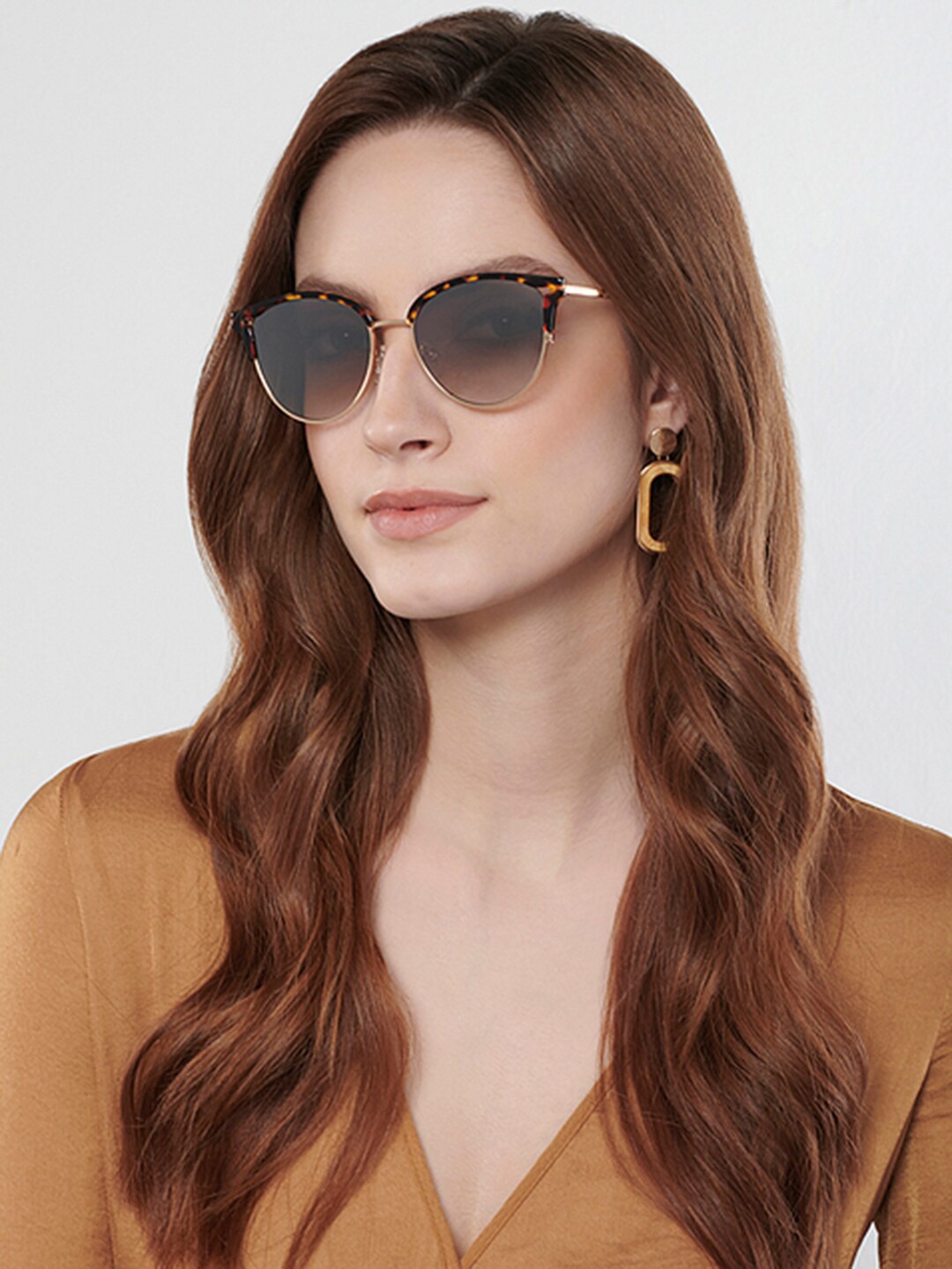 

John Jacobs Women Cateye Sunglasses with UV Protected Lens 138596, Brown