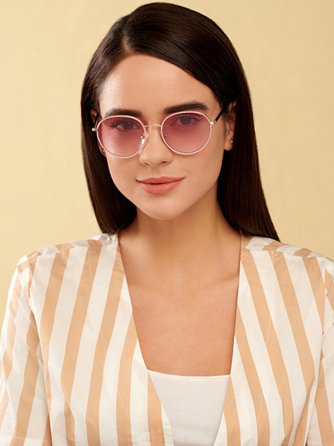 

John Jacobs Women Round Sunglasses with UV Protected Lens 147422, Pink