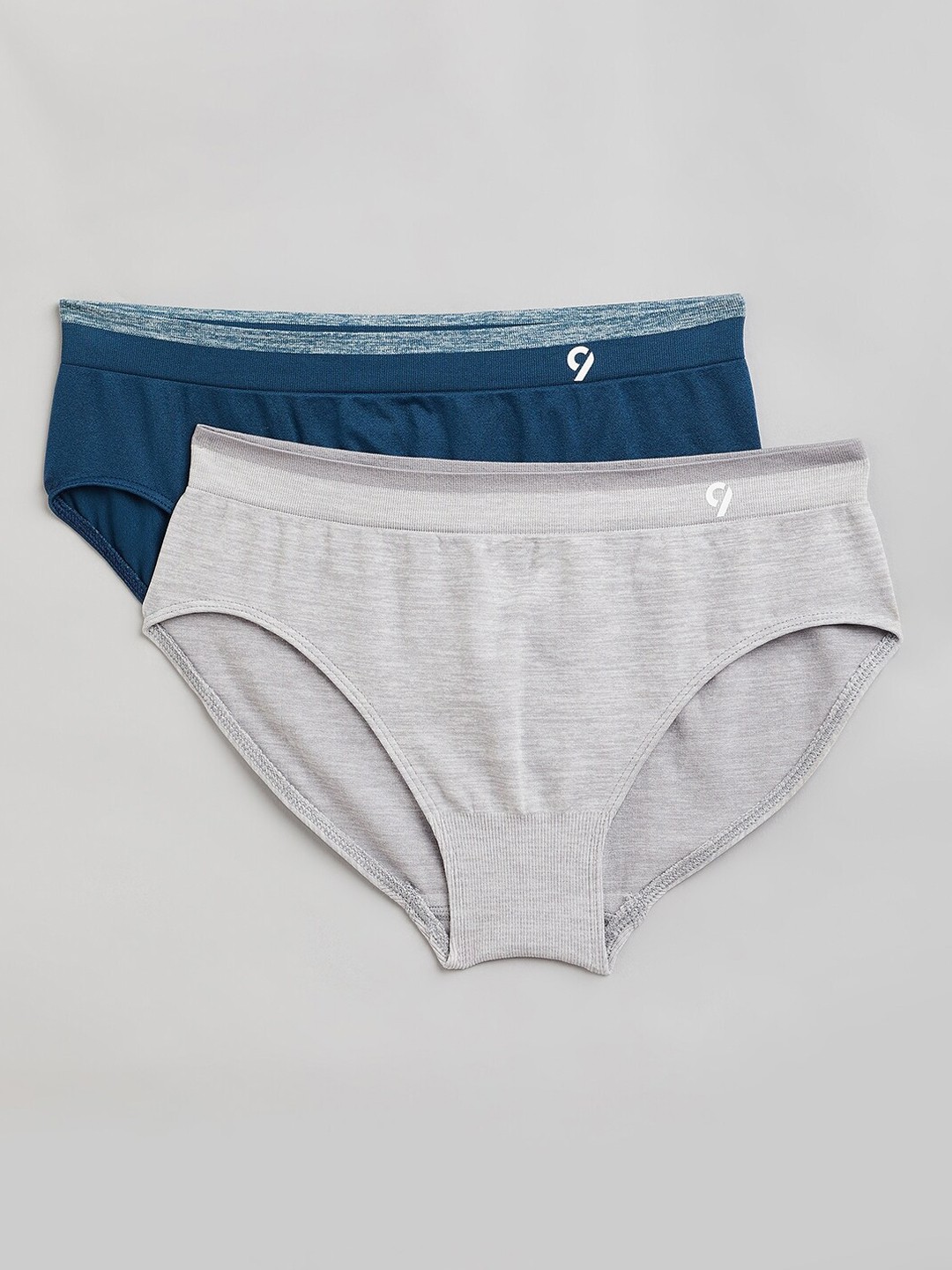 

C9 AIRWEAR Girls Pack Of 2 Mid-Rise Seamless Basic Briefs, Assorted