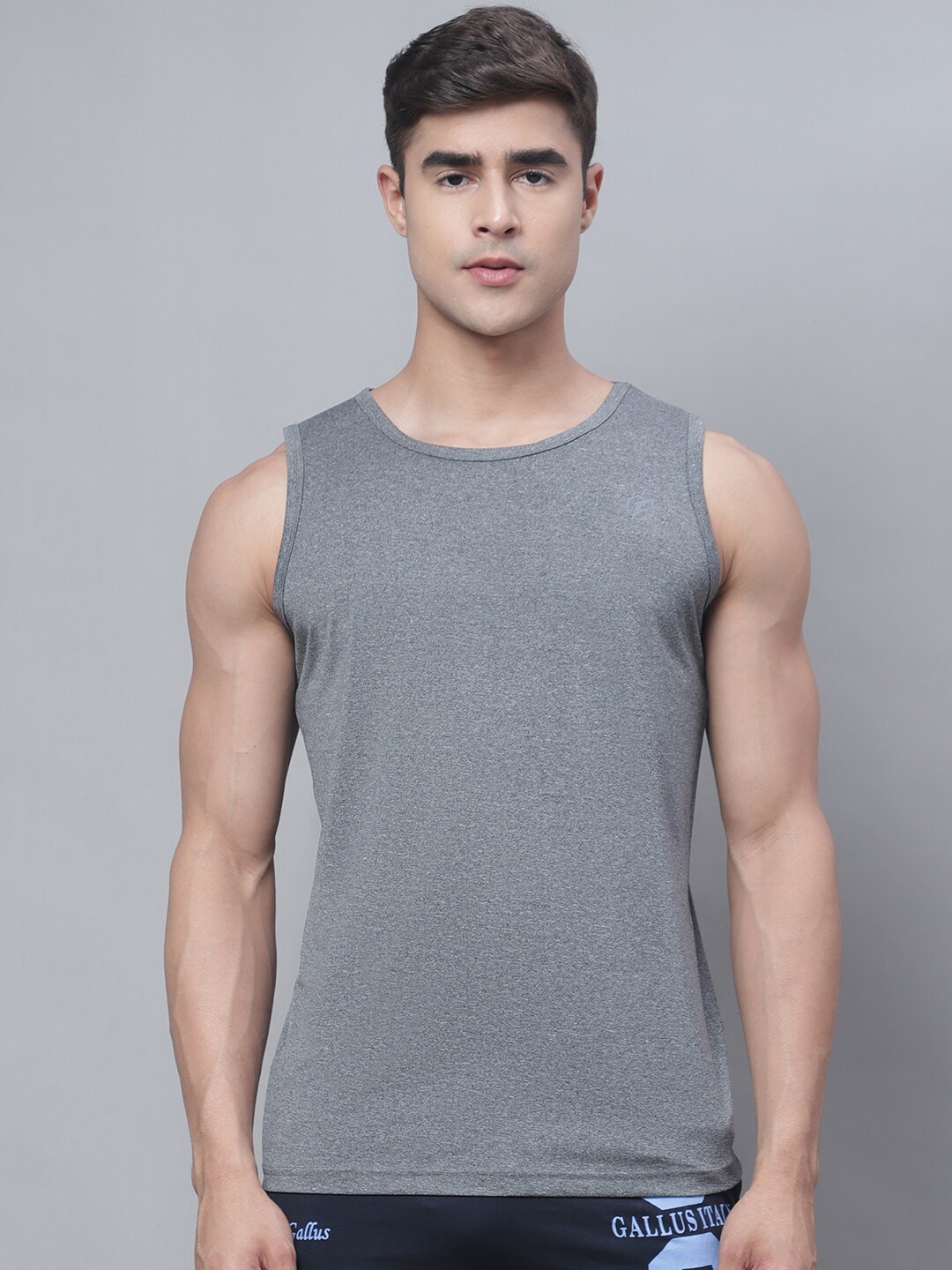 

Friskers Round Neck Sleeveless Anti Odor Breathable Skin Friendly Sports T-shirt, Grey