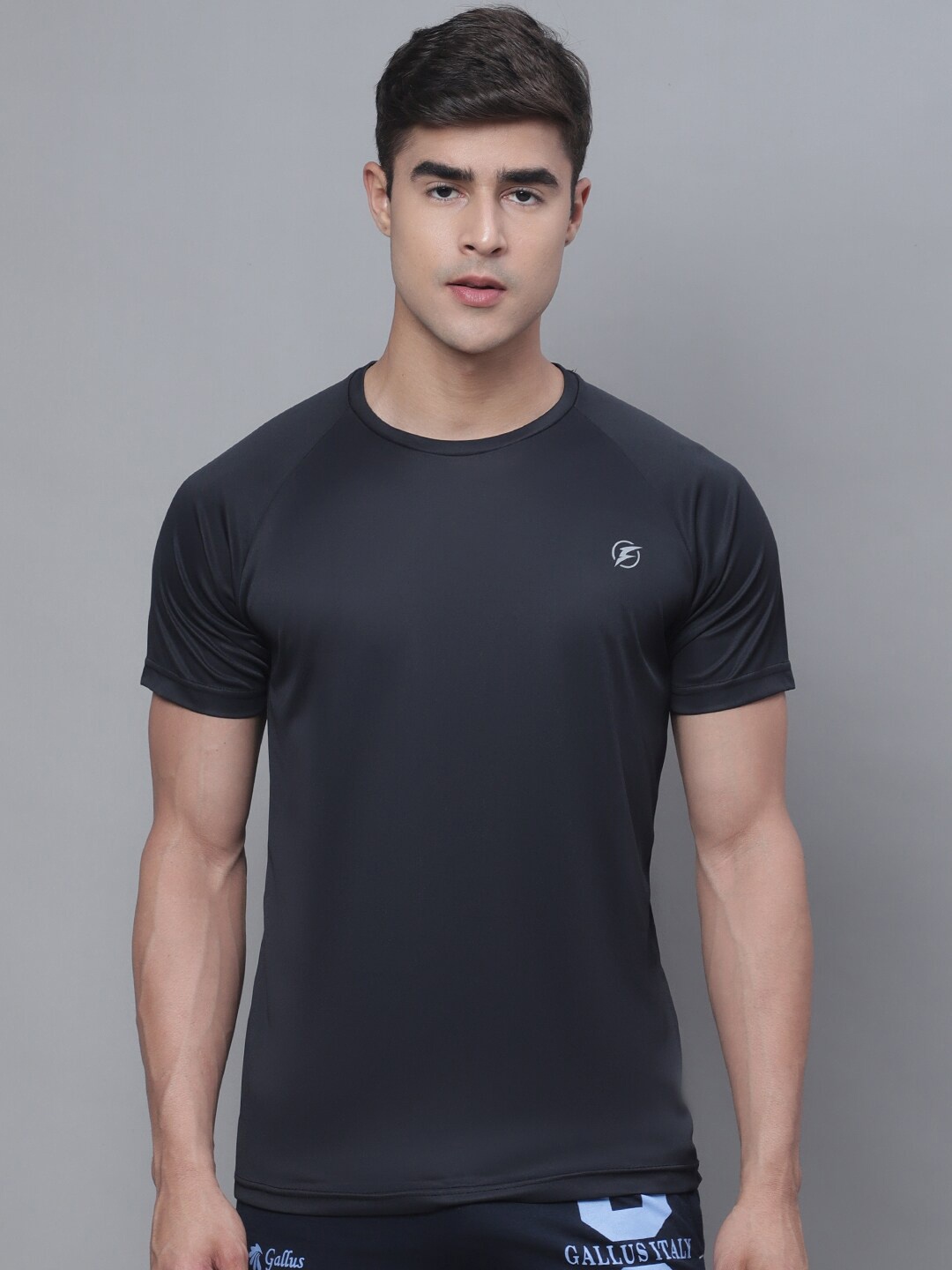 

Friskers Short Sleeve Round Neck Anti Odour Sports T-shirt, Black