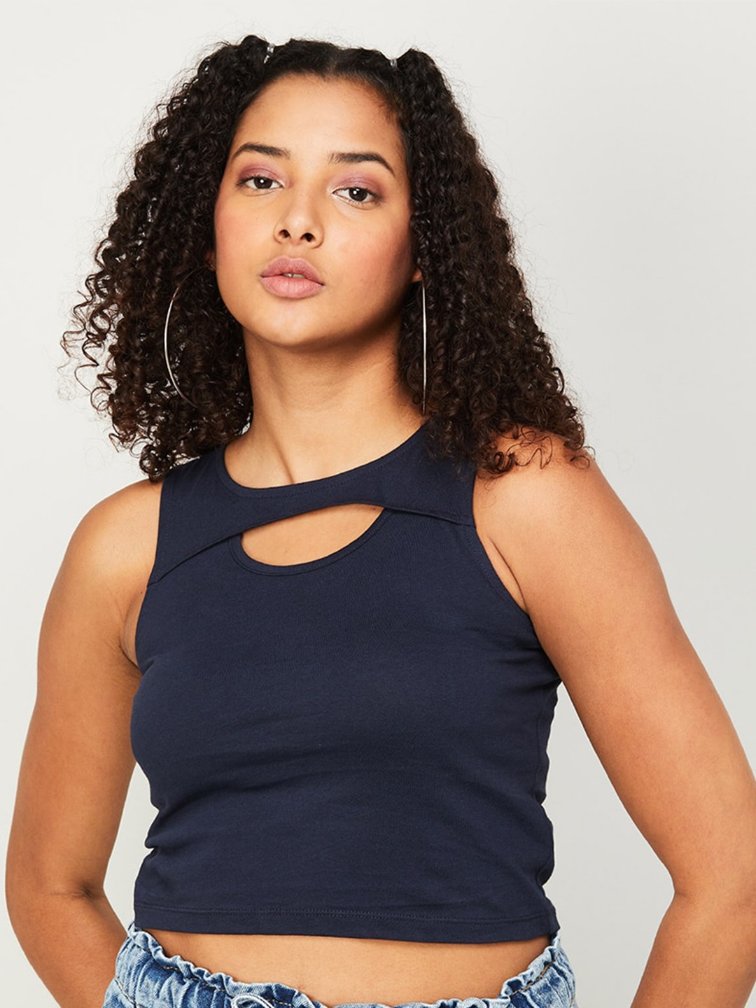 

Ginger by Lifestyle Cut Out Round Neck Sleeveless Fitted Crop Top, Navy blue