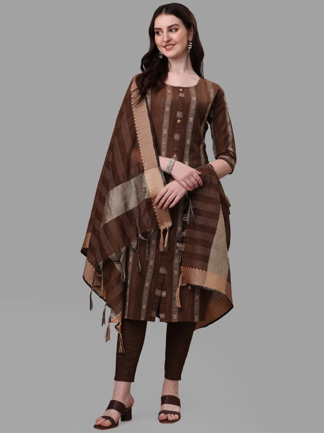 

FAVRIZ Ethnic Motif Woven Design Kurta With Trousers & Dupatta, Coffee brown