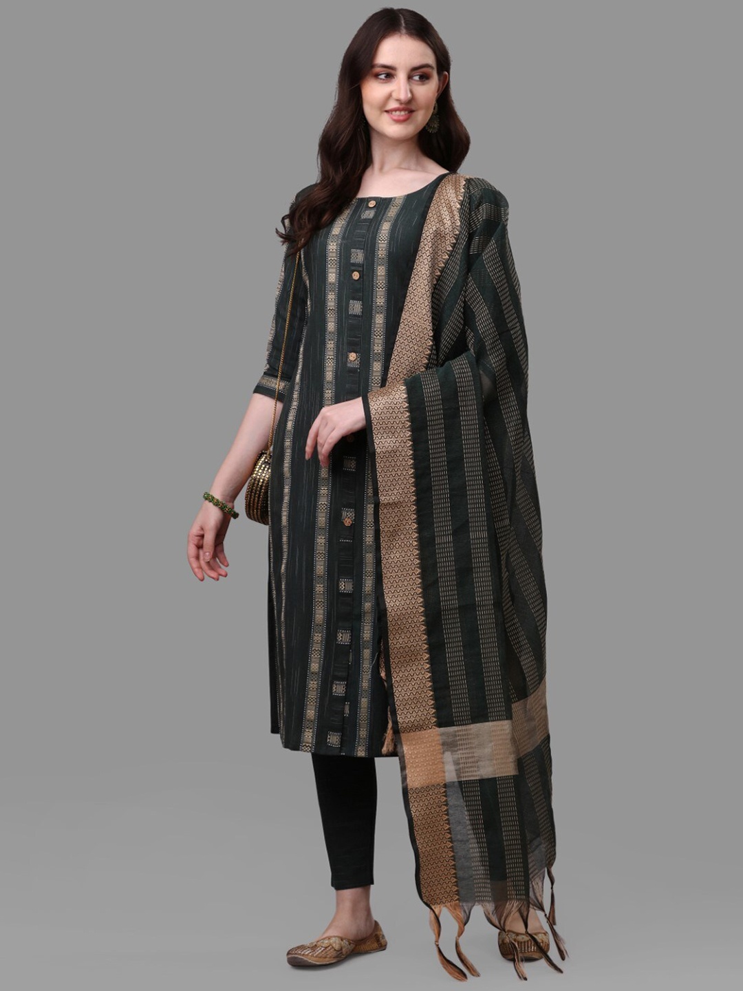 

FAVRIZ Ethnic Motif Woven Design Kurta With Trousers & Dupatta, Green