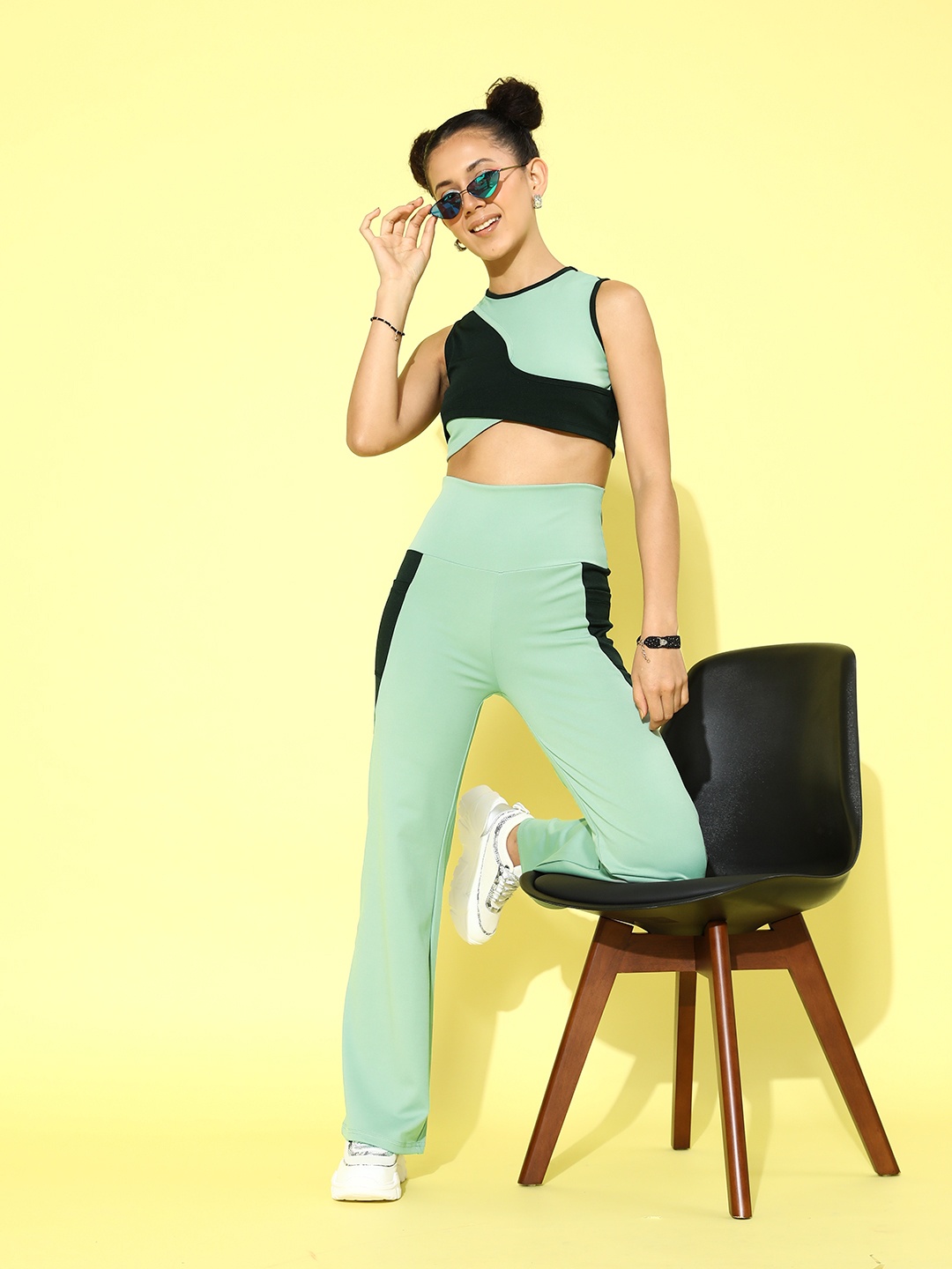 

SASSAFRAS alt-laze Colourblocked Top with Trousers, Green