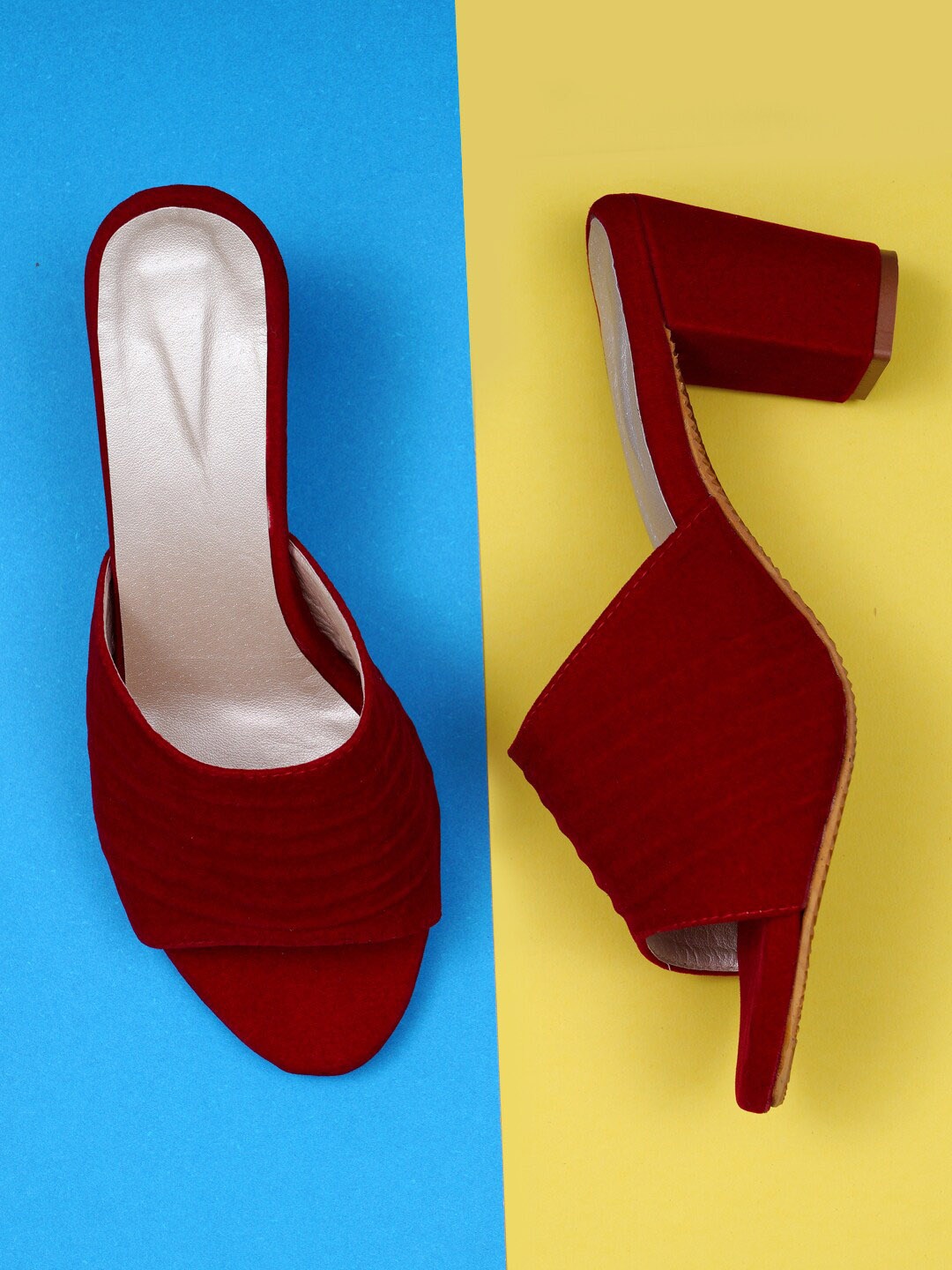 

Misto Textured Open Toe Suede Block Heels, Red