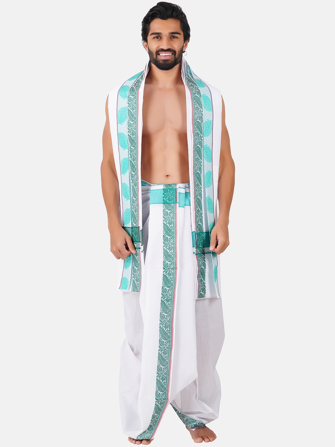 

Ramraj Cotton Panchakacham Dhoti With Angavastram Set, Green