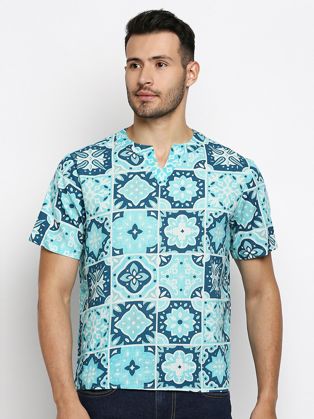 

MOD ECRU Tribal Printed V-Neck Slim Fit T-shirt, Blue