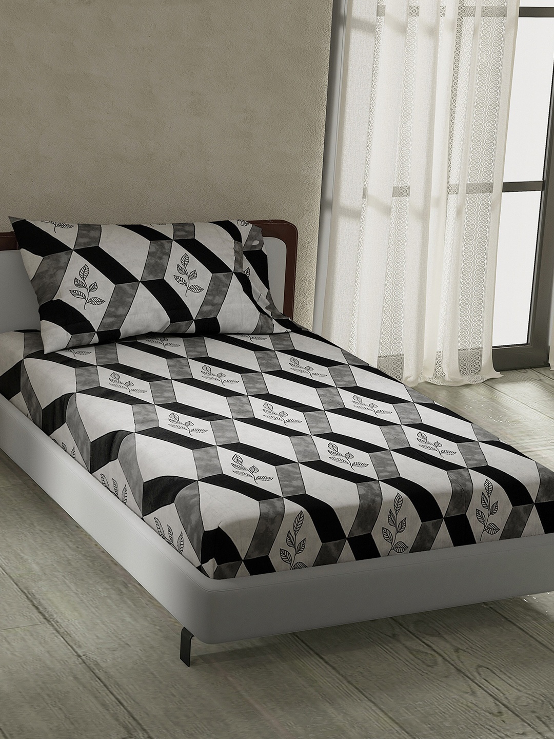 

LABHAM Retro White & Black Geometric 160 TC Single Bedsheet & Pillow Cover