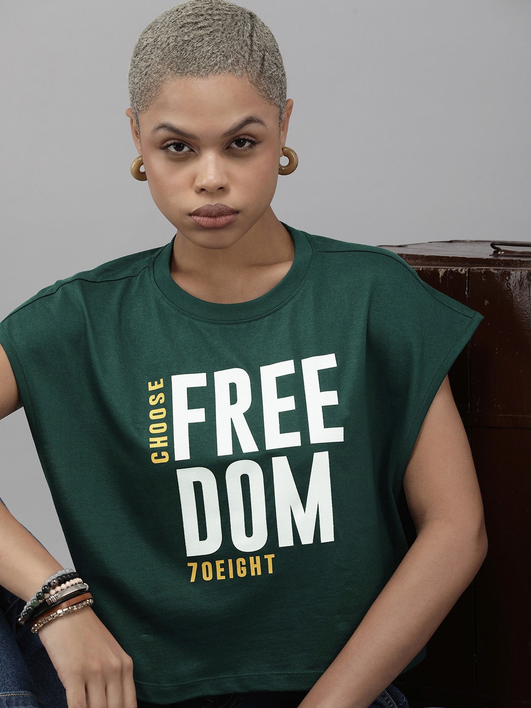 

Roadster Typography Printed Extended Sleeves Boxy T-shirt, Green