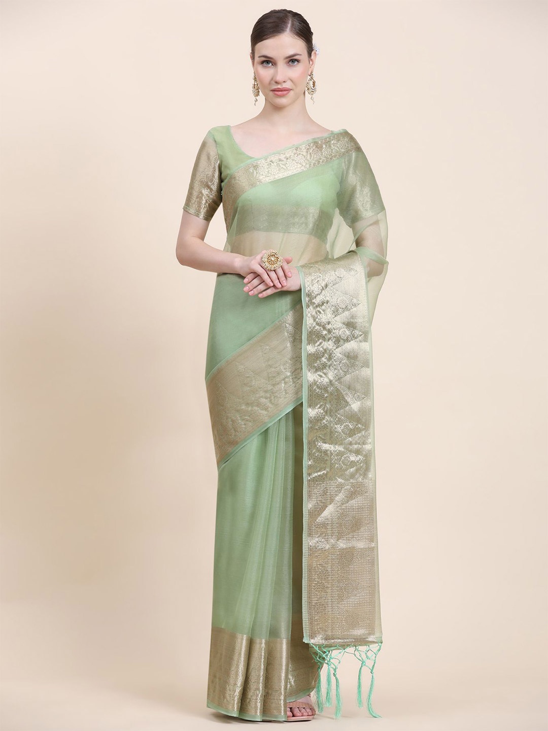 

Phenav Zari Organza Saree, Maroon